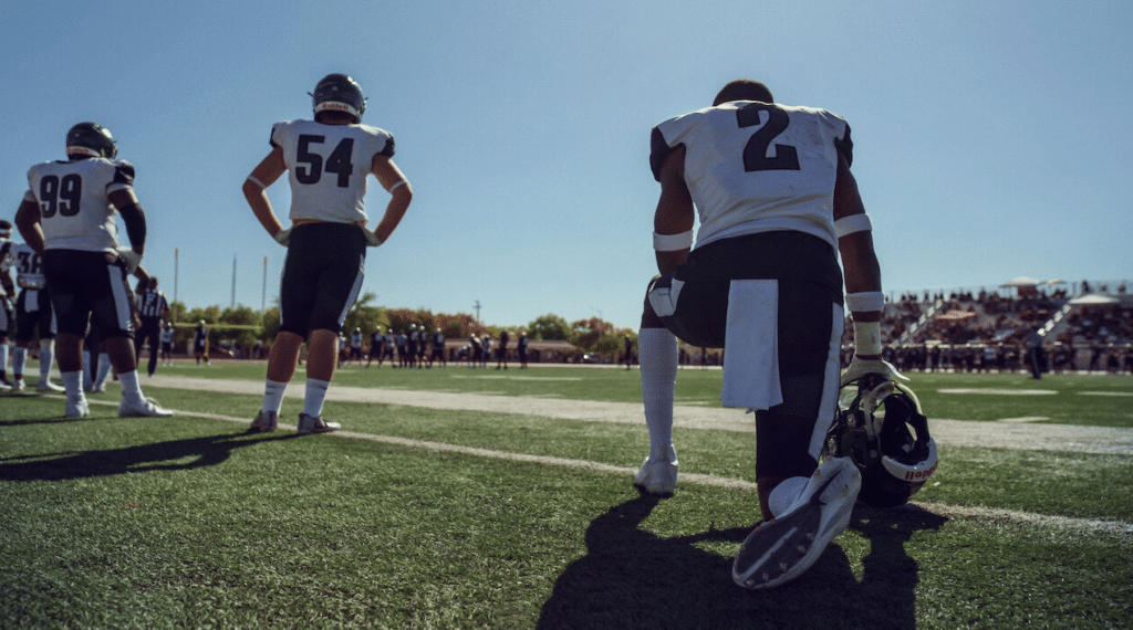 Last Chance U: Football